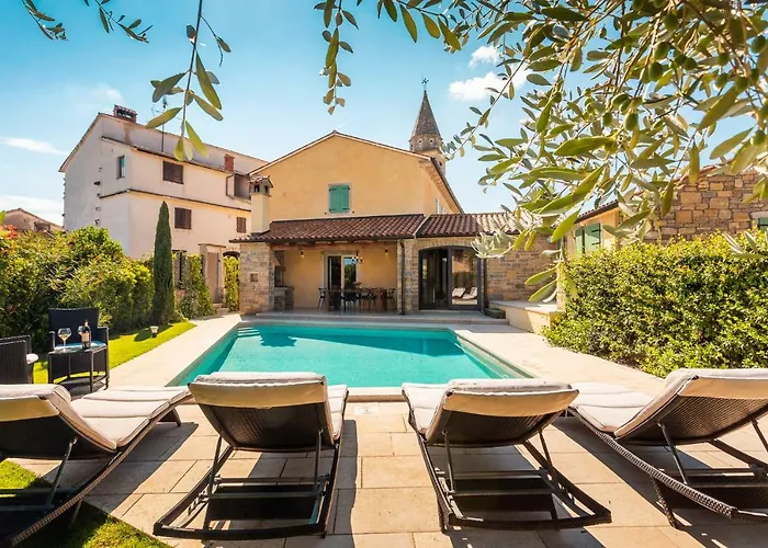 빌라 Benvenuti 모토분