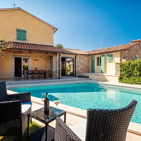 Villa Benvenuti *